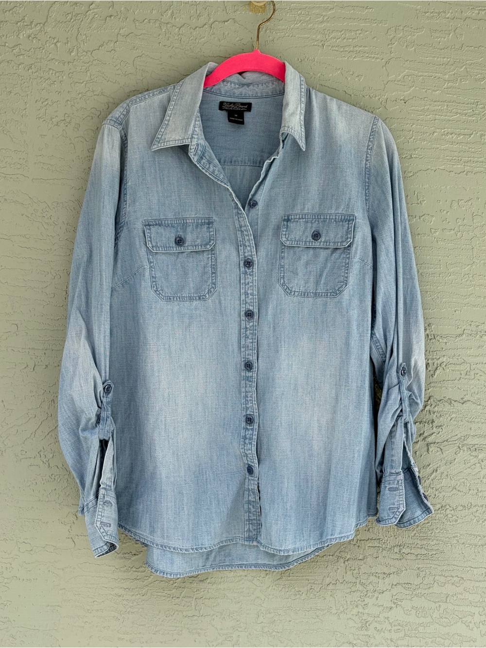 Lucky Brand Light Wash Denim Button-Up Shirt S M